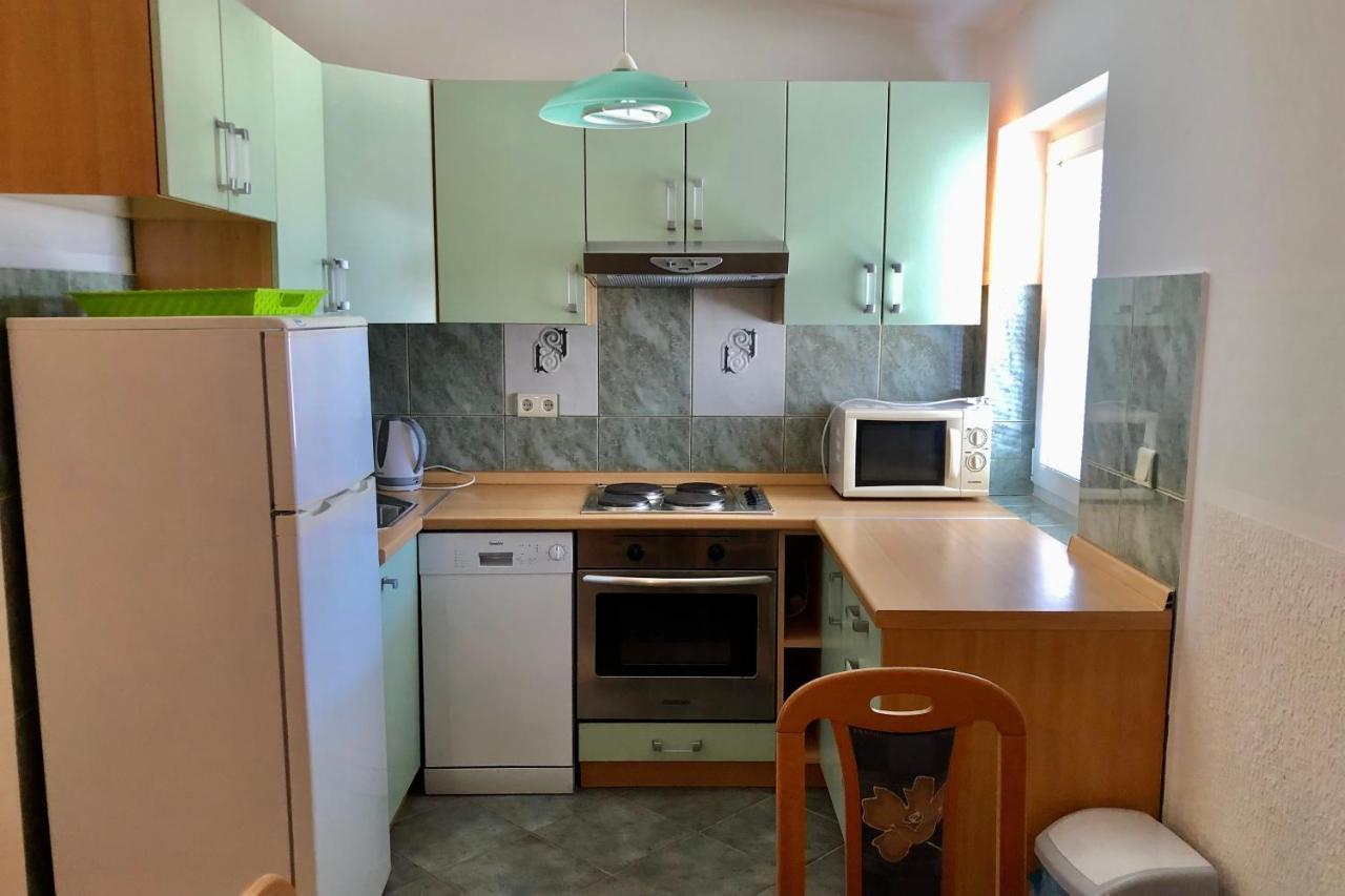 Villa Latina With 6 Apartments And A Shared Pool Vir Luaran gambar