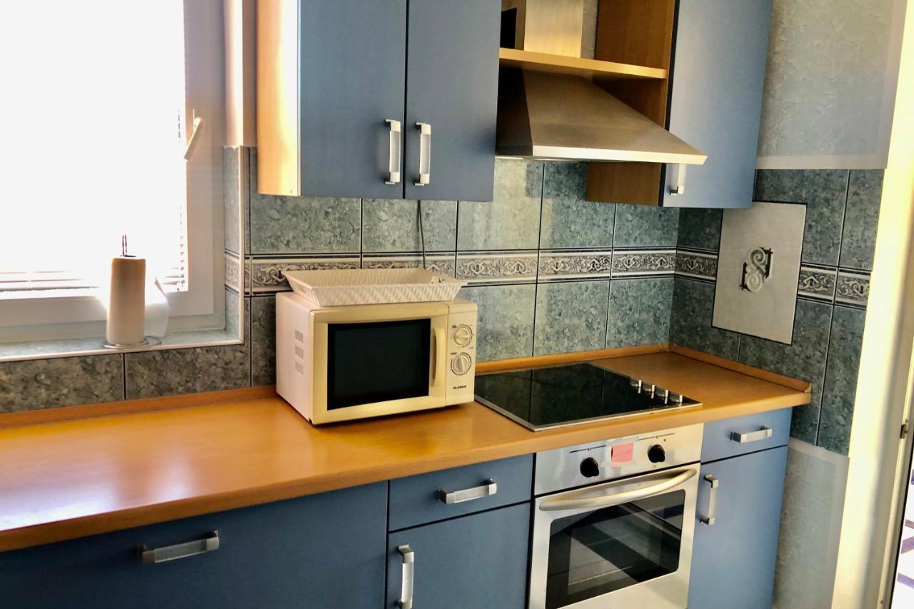 Villa Latina With 6 Apartments And A Shared Pool Vir Luaran gambar