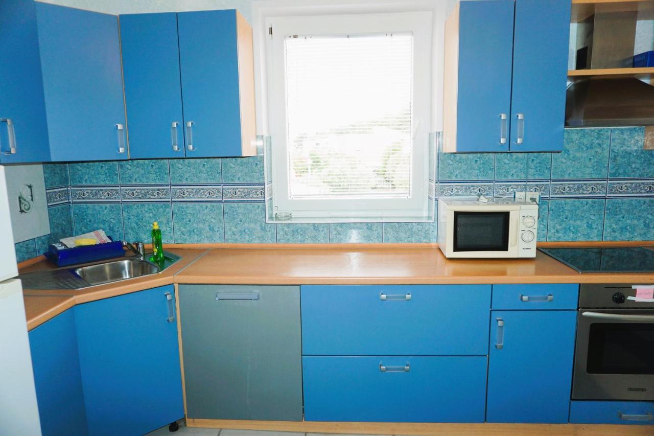 Villa Latina With 6 Apartments And A Shared Pool Vir Luaran gambar